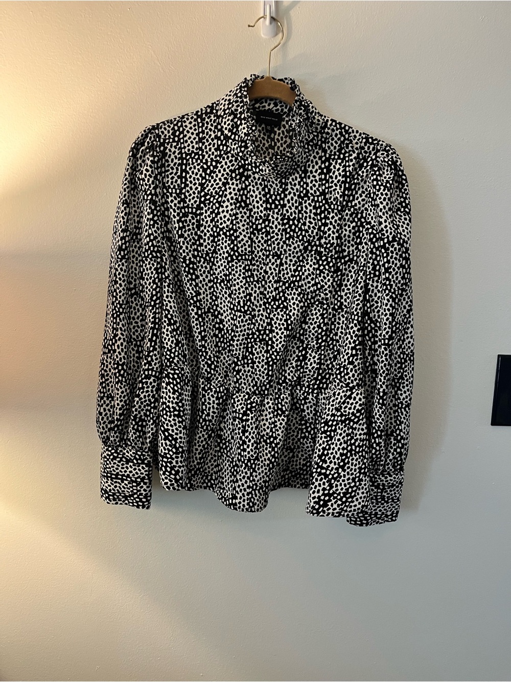 Who what wear women’s blouse medium